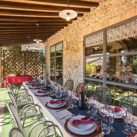 Casale Poggio Al Vento By Vacavilla Villa